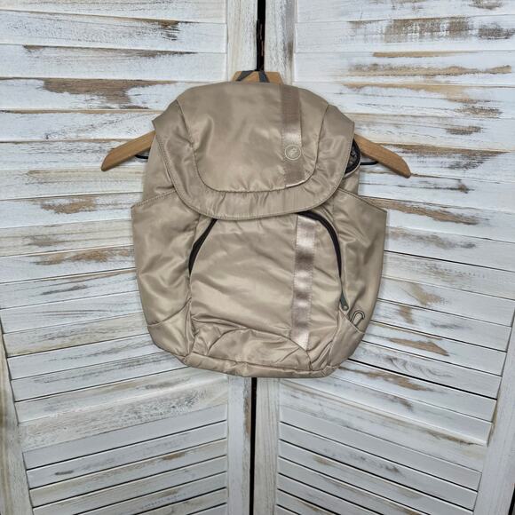 PACSAFE SLINGSAFE SERIES Travel Daypack Backpack Tan Anti Theft Luggage - Picture 15 of 15